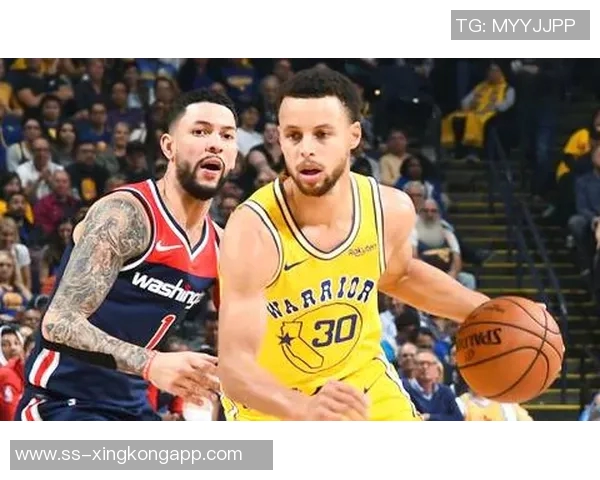 库里创历史第25次30分钟内得分255三分克莱紧随其后23次成第二 库里创历史第25次30分钟内得分255三分克莱紧随其后23次成第二