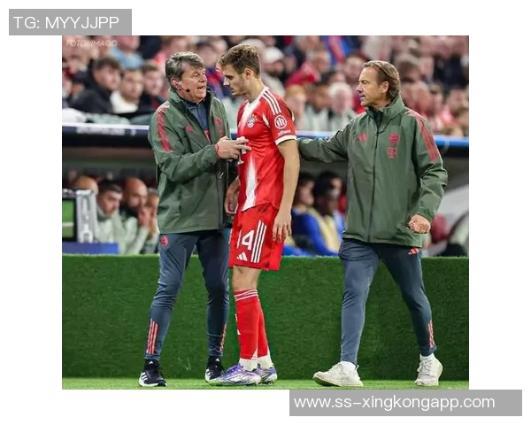 斯坦尼西奇训练中与塔争抢球后左膝受伤紧急离场引发关注