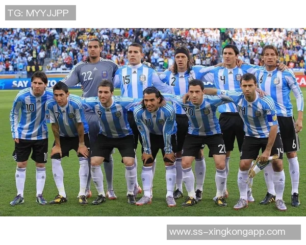 阿根廷队迈阿密集训梅西德保罗齐聚社媒晒报到照片